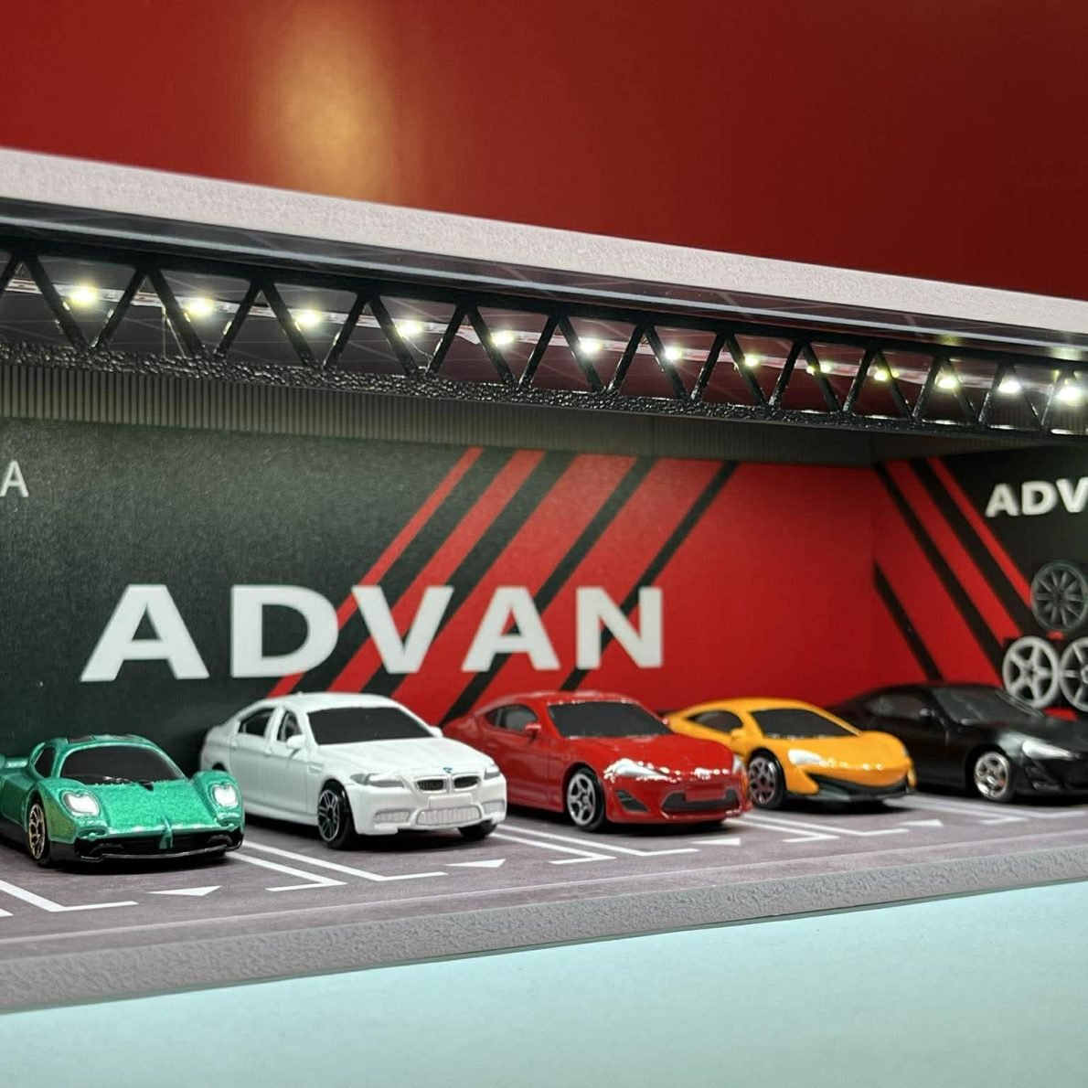 ADVAN DIORAMA (2)