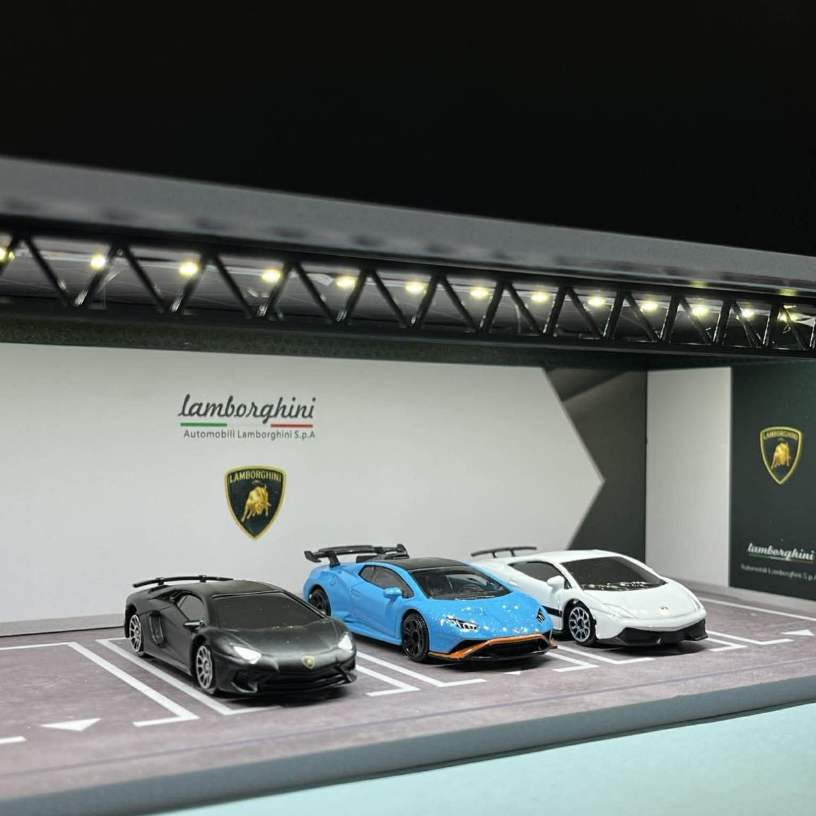 LAMBORGHINI DIORAMA