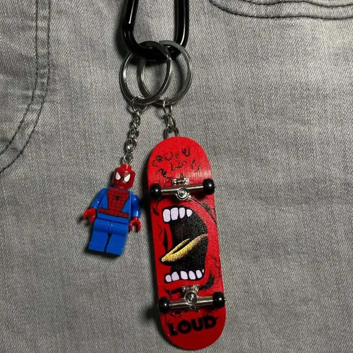 RED SKATEBOARD